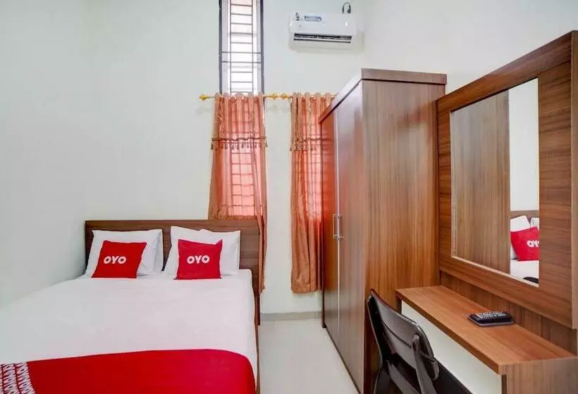 ホテル Reddoorz At Teratai Homestay Medan Amplas