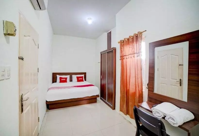 ホテル Reddoorz At Teratai Homestay Medan Amplas