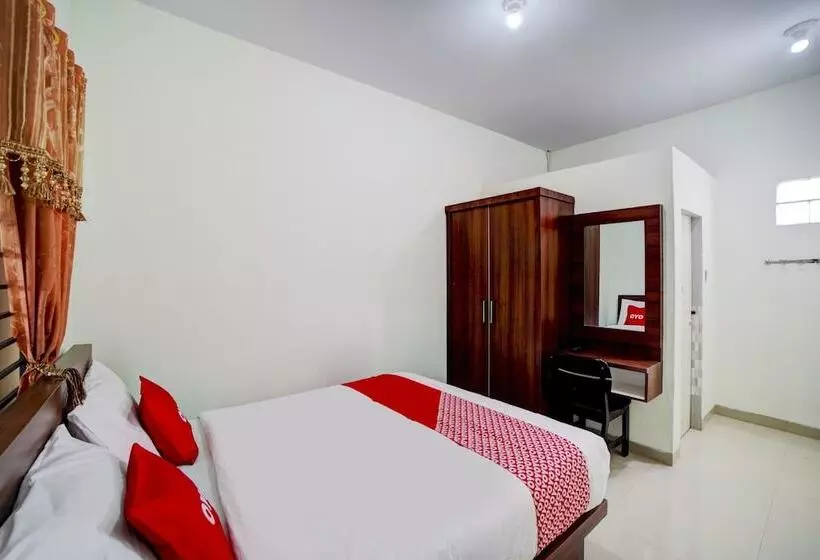 ホテル Reddoorz At Teratai Homestay Medan Amplas