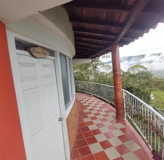 ペンション Casa Redonda