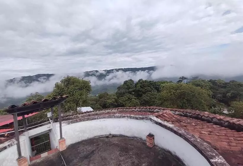 ペンション Casa Redonda