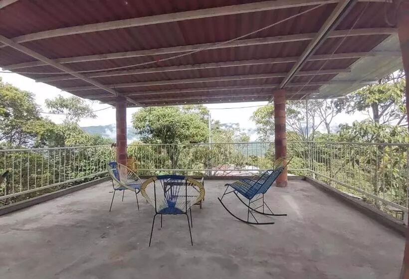 ペンション Casa Redonda