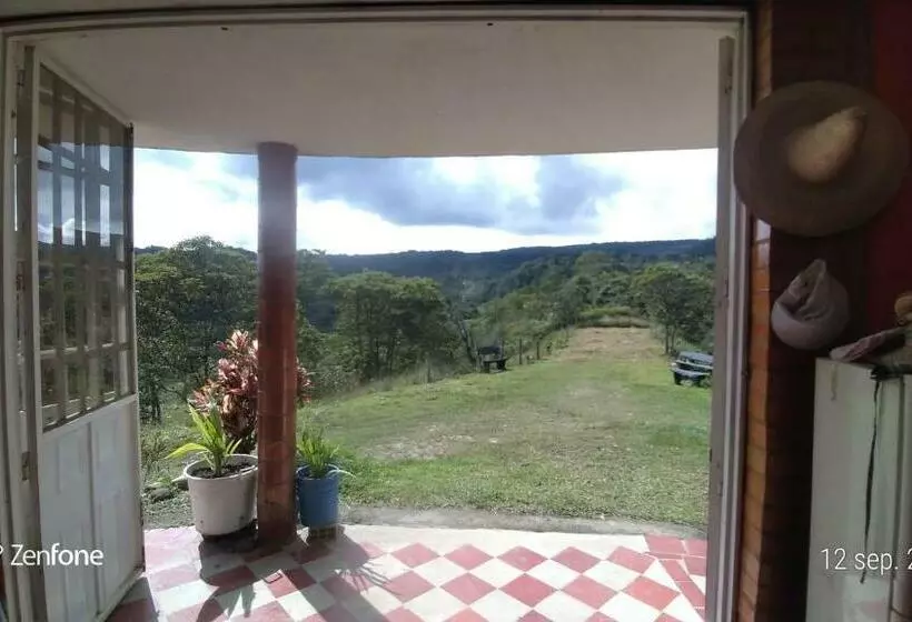 ペンション Casa Redonda