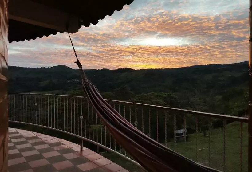 ペンション Casa Redonda
