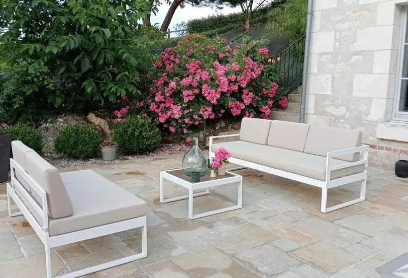 Majatalo La Fontaine De La Chapinière Cw