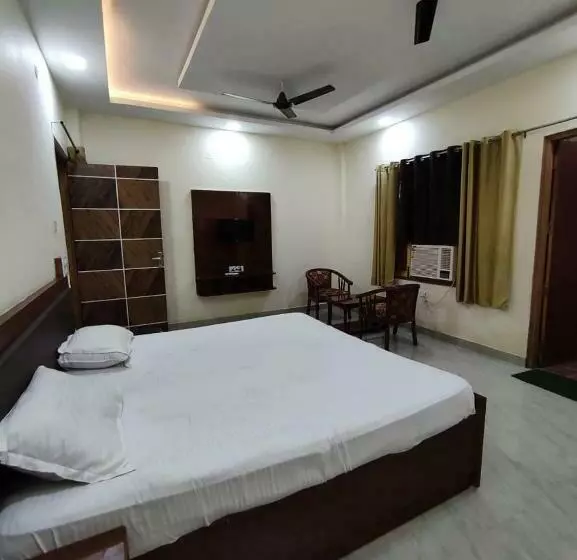 ホテル Capital O 82983 Shiv Shakti Resort