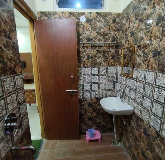 Отель Capital O 82983 Shiv Shakti Resort