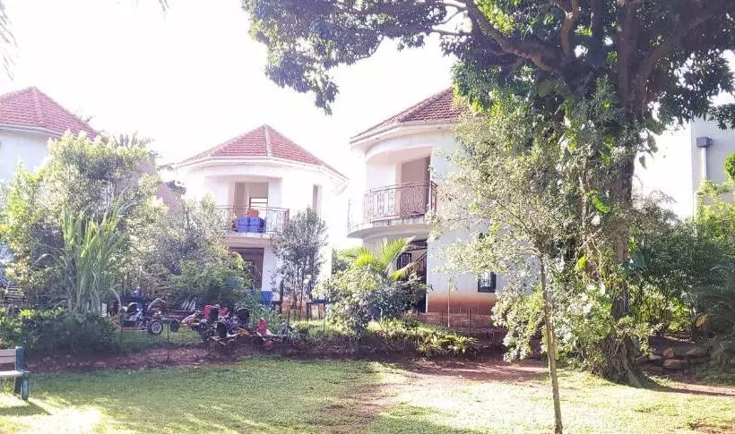 هتل Greenyard Beach