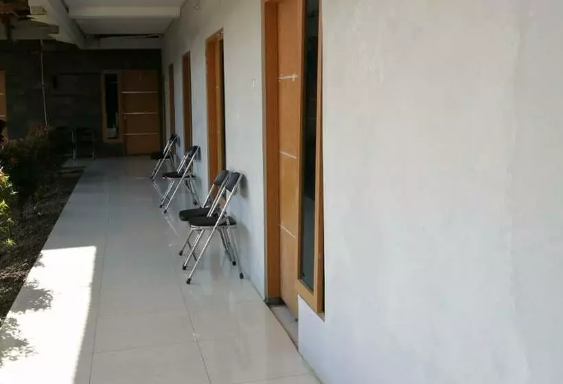 Hotelli New Pondok Ciburial Indah Redpartner