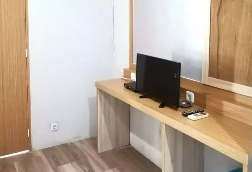 Hotelli New Pondok Ciburial Indah Redpartner