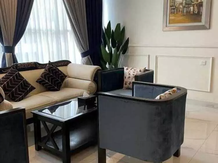 Oxygym Club Hotel And Suites