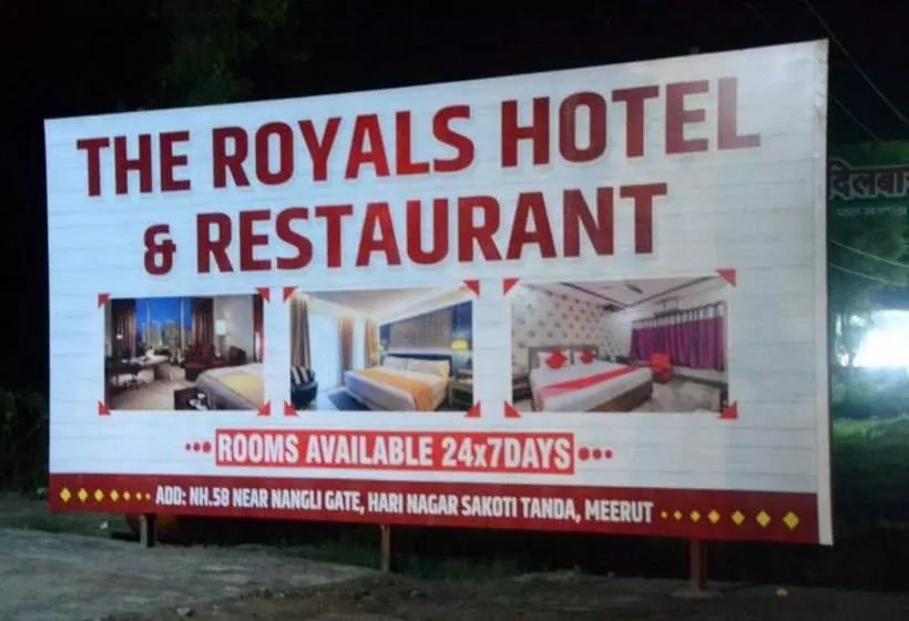 ホテル Oyo 82880 The Royals