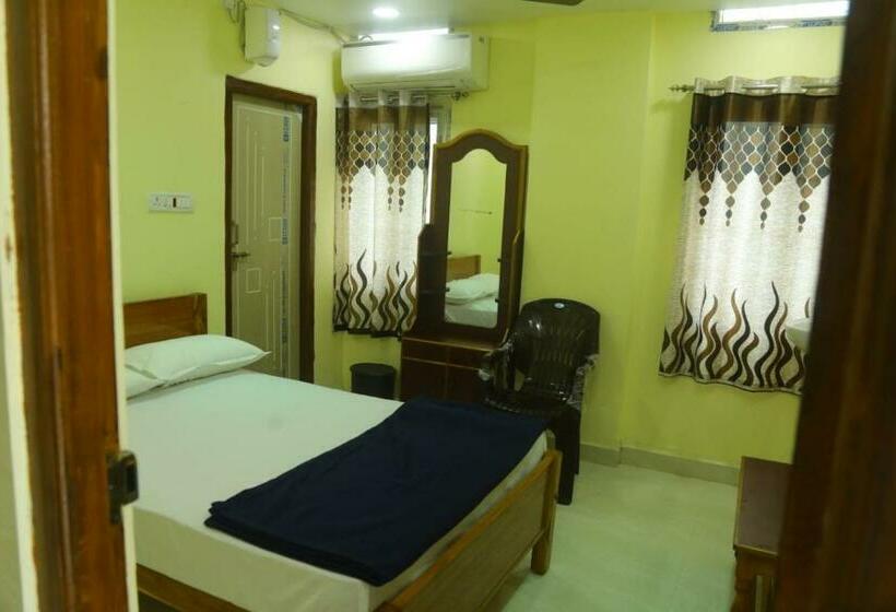 酒店 Pop 82996 Sri Durga Luxury Rooms