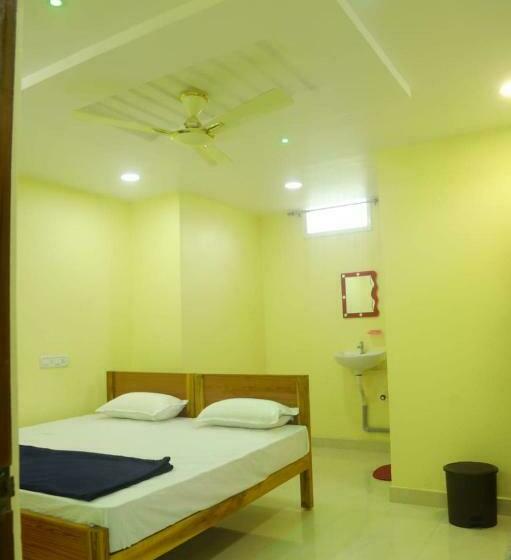 酒店 Pop 82996 Sri Durga Luxury Rooms