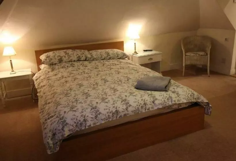 Aamiaismajoitus (B&B) Little Park Farm Queen Anne Farmhouse & Apartments