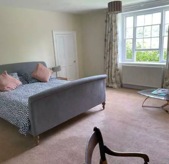 Aamiaismajoitus (B&B) Little Park Farm Queen Anne Farmhouse & Apartments