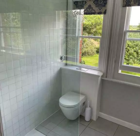 Aamiaismajoitus (B&B) Little Park Farm Queen Anne Farmhouse & Apartments