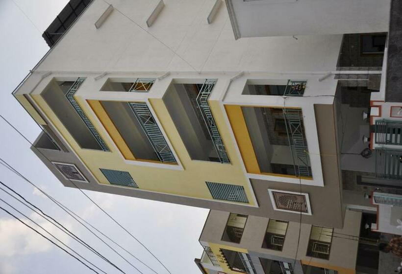 ペンション Pickurstay Maanas Homestay