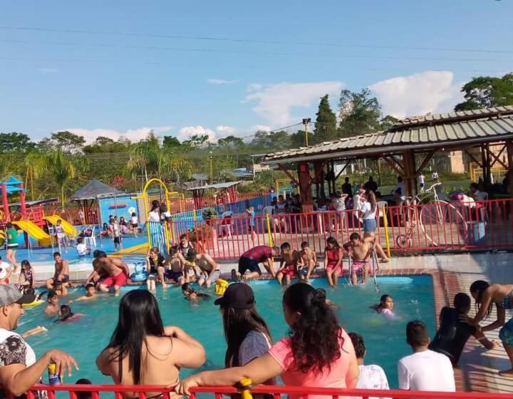 پانسیون Yamboró