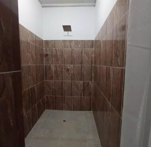 ペンション Yamboró