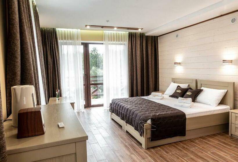 Отель любокрай готельно відпочинковий комплекс