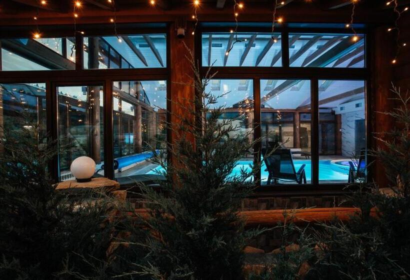 Отель любокрай готельно відпочинковий комплекс