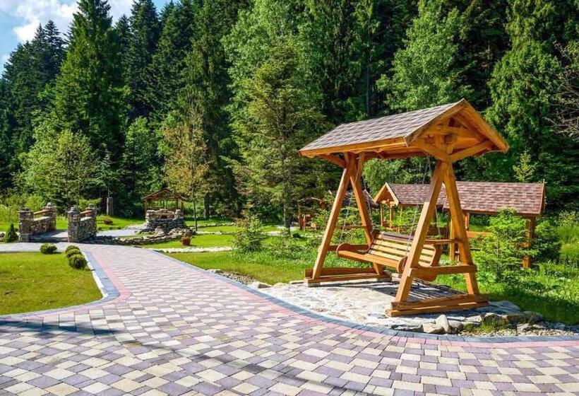 Отель любокрай готельно відпочинковий комплекс