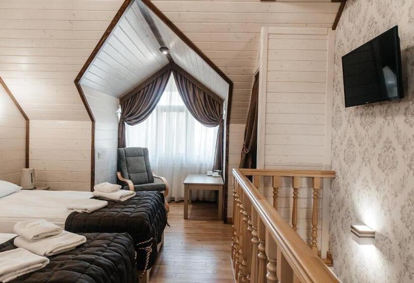 Отель любокрай готельно відпочинковий комплекс