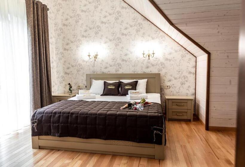 Отель любокрай готельно відпочинковий комплекс