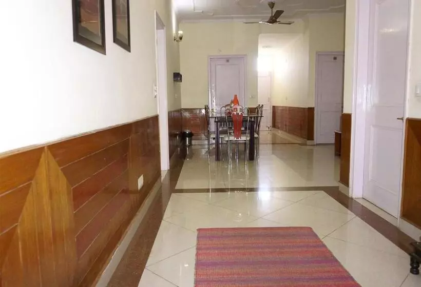 Hotelli Sanawar View