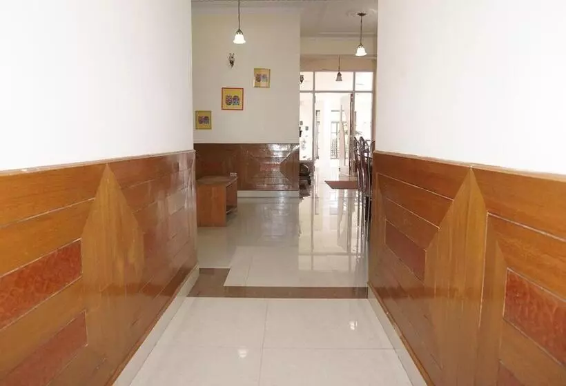 Hotelli Sanawar View