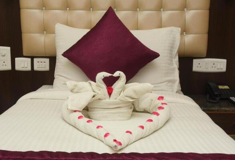 Hotel Sr Tiruchendur