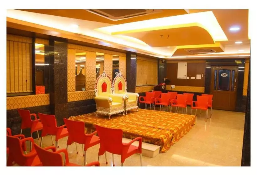 Hotelli Sr Tiruchendur