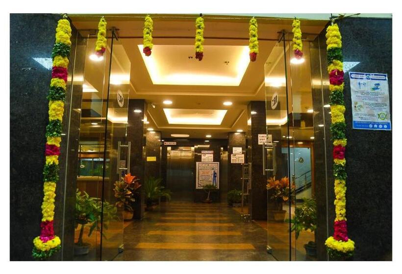 Hotel Sr Tiruchendur