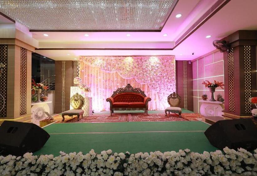 هتل The Bodhi Palace Resort