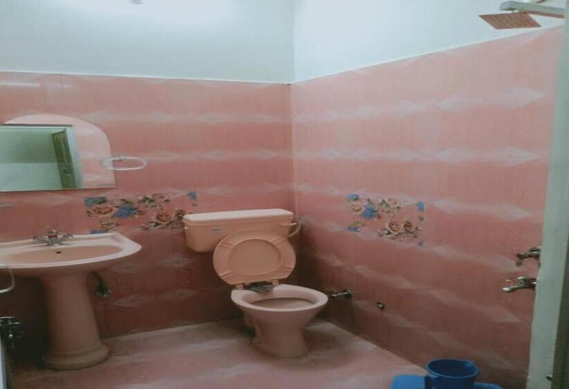 Pensão Oyo Home 82359 Aradhya Home Stay