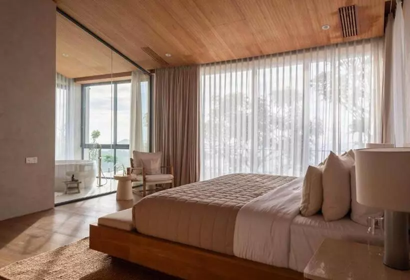 リゾートホテル Tampah Hills