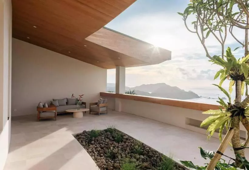 リゾートホテル Tampah Hills