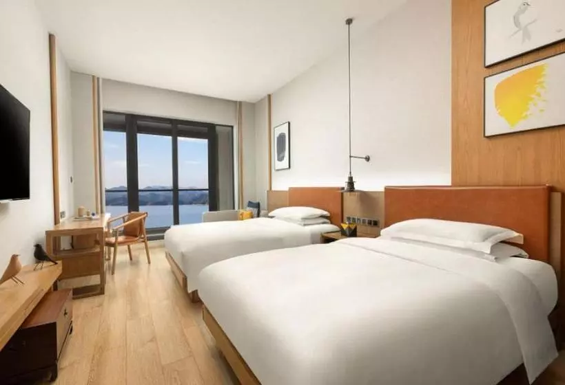 Hotelli Voco Thousand Island Lake, An Ihg