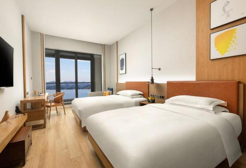 فندق Voco Thousand Island Lake, An Ihg