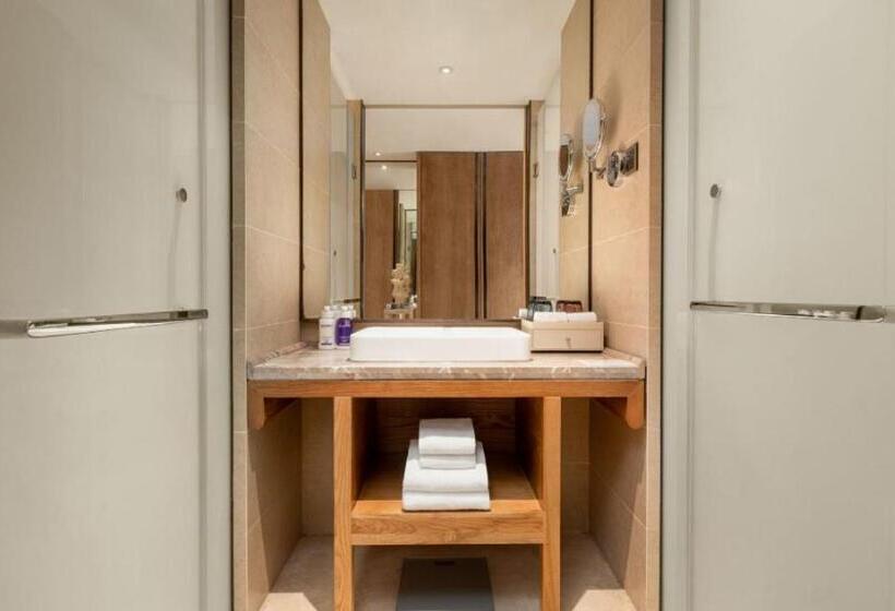 فندق Voco Thousand Island Lake, An Ihg