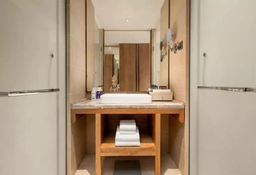 Hotelli Voco Thousand Island Lake, An Ihg