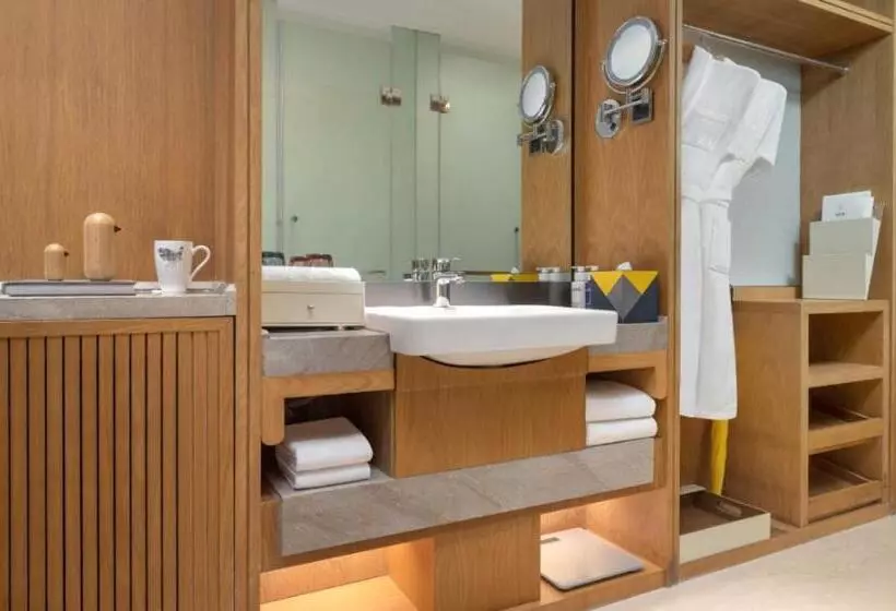 Hotelli Voco Thousand Island Lake, An Ihg