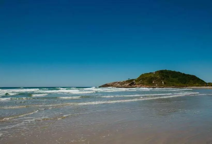 Babitonga Hostel   100m Da Prainha