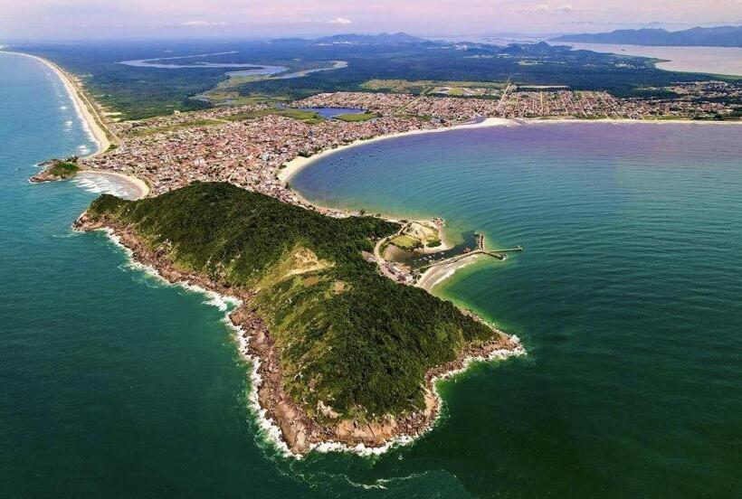 Babitonga Hostel 100m Da Prainha