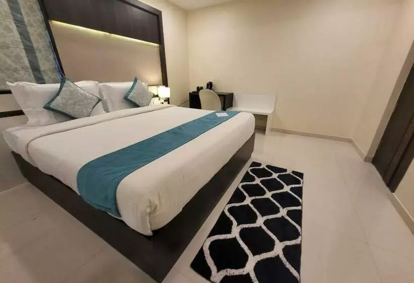 Hotelli Kanishka International
