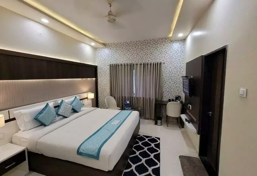 Hotelli Kanishka International