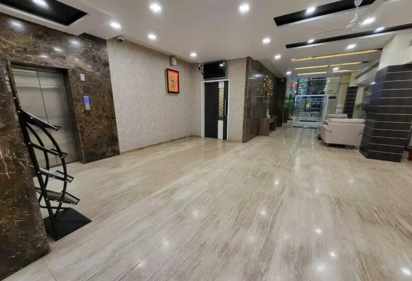 Hotelli Kanishka International