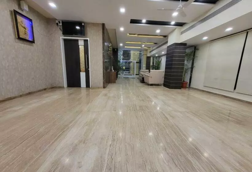 Hotelli Kanishka International