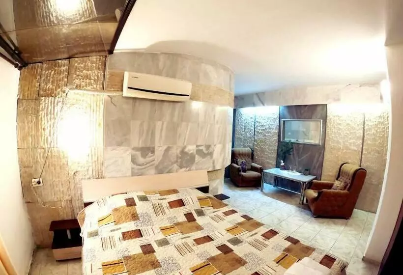 Hotel Garant